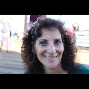 Meet your Posher, Michele